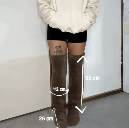 Fluffy Feet – Lange hygge­sokker i blød fleece